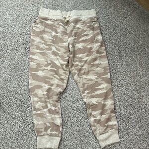 Athleta Balance Printed Jogger. Size Large